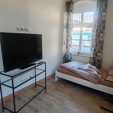 Apartment Elbe Quartier Monteurunterkuenfte 5 Rechts *