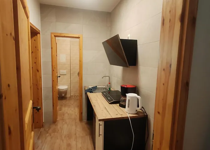 Elbe Quartier Monteurunterkuenfte 5 Rechts *